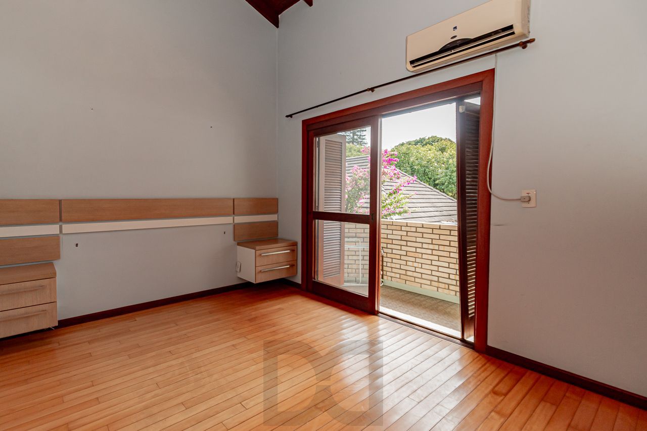 Oportunidade em Ipanema: Casa em Condomínio Fechado com Suíte Master, Hidromassagem e Alto Padrão — foto 17