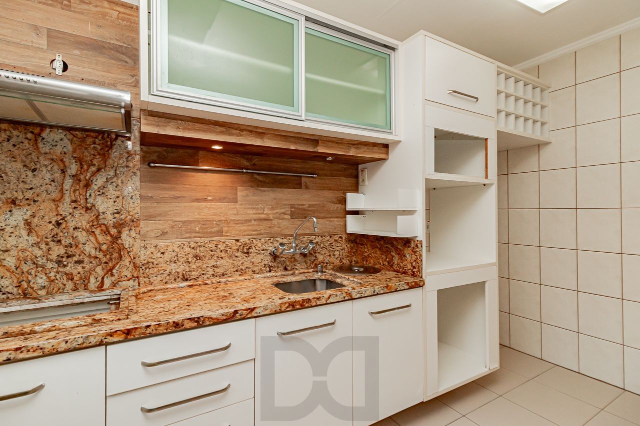 Oportunidade em Ipanema: Casa em Condomínio Fechado com Suíte Master, Hidromassagem e Alto Padrão — foto 9