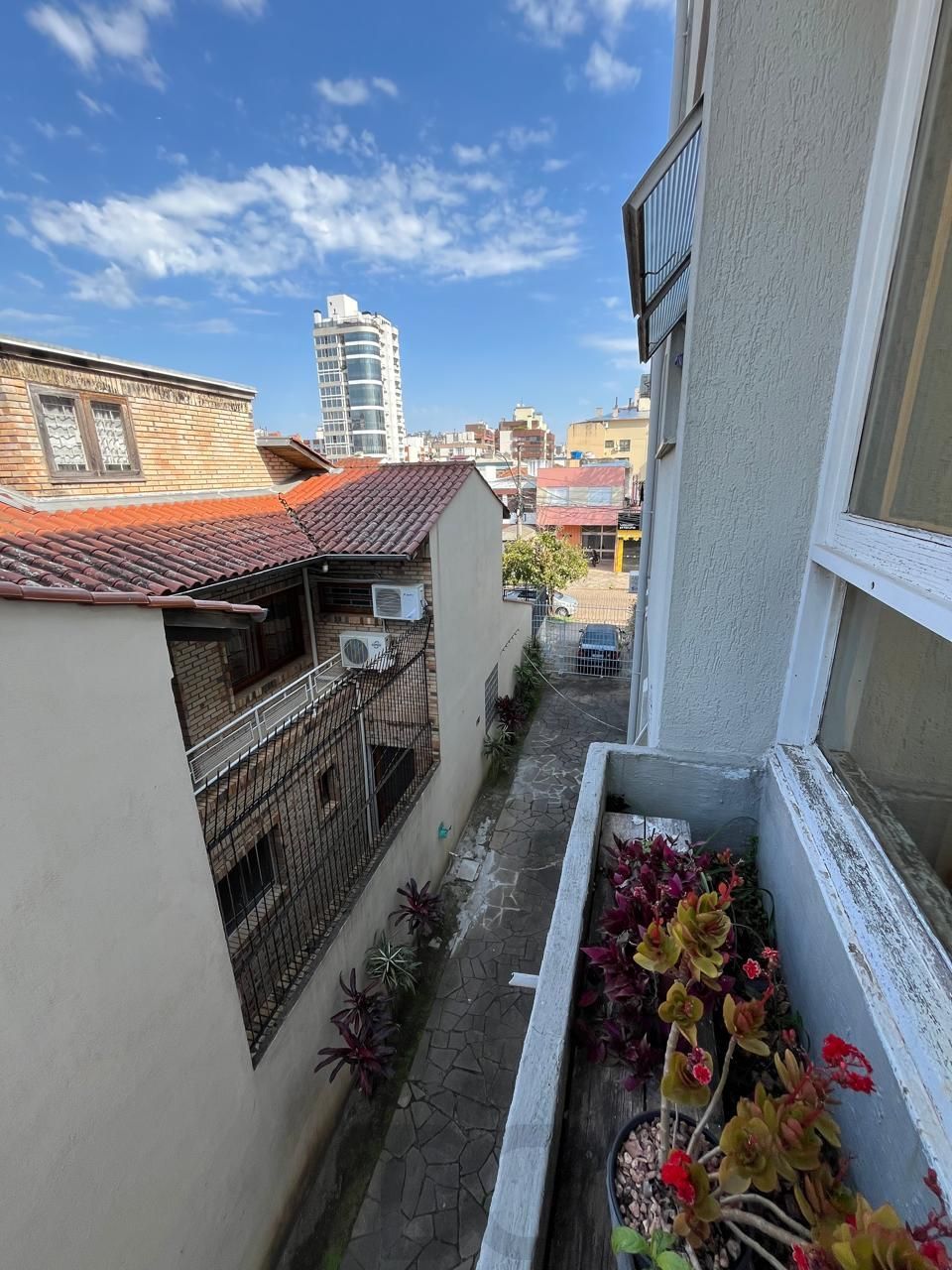 Apartamento 2 dormitórios, 1 vaga coberta no bairro Menino Deus. — foto 14