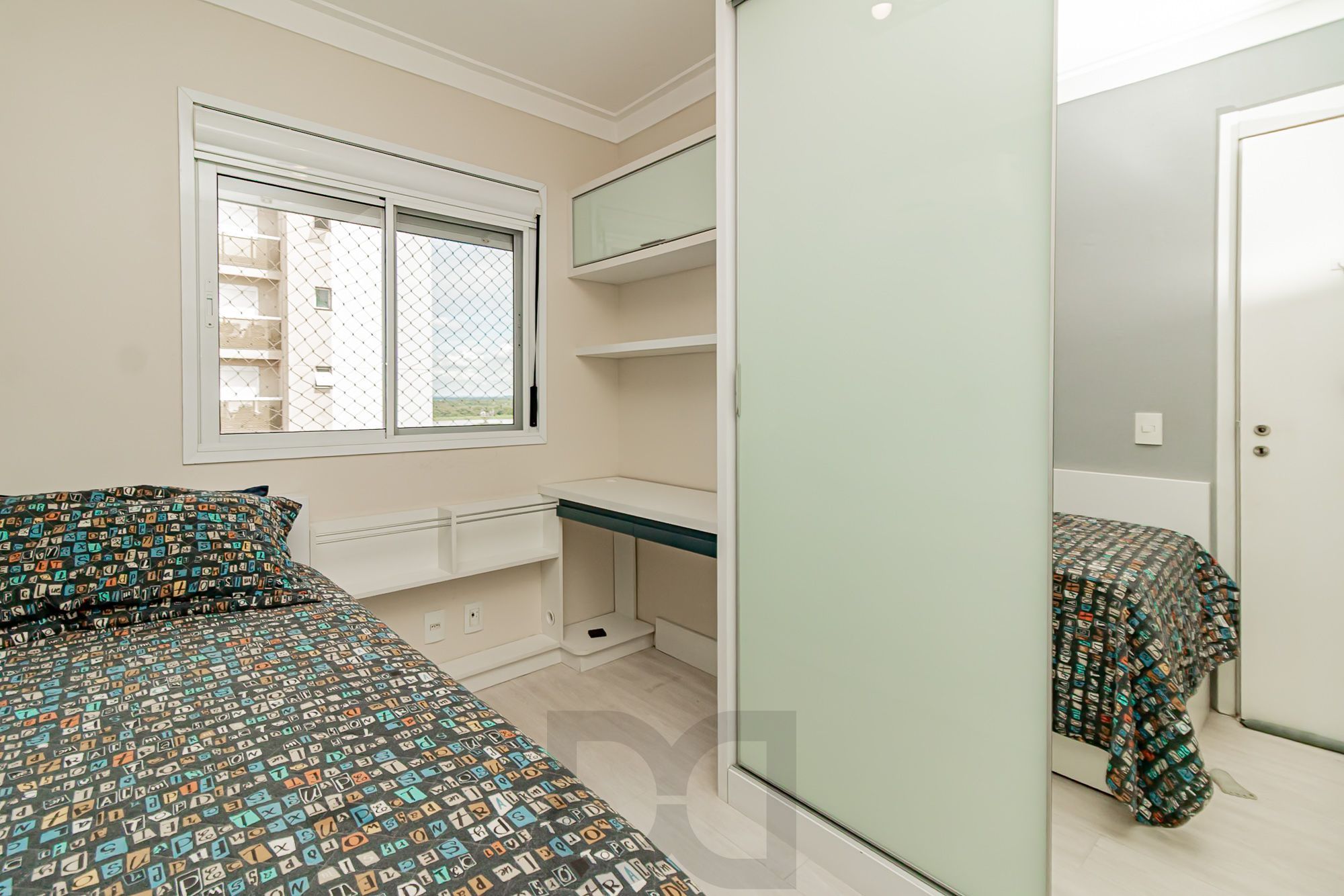Apartamento 3 dormitórios, 2 banheiros, 1 vaga coberta e piscinas B. São Geraldo — foto 26