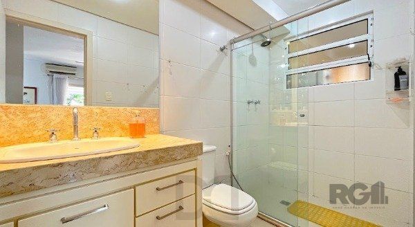 MAGNÍFICA CASA EM LOCALIZAÇÃO PRIVILEGIADA - TRANQUILIDADE E CONFORTO — foto 11