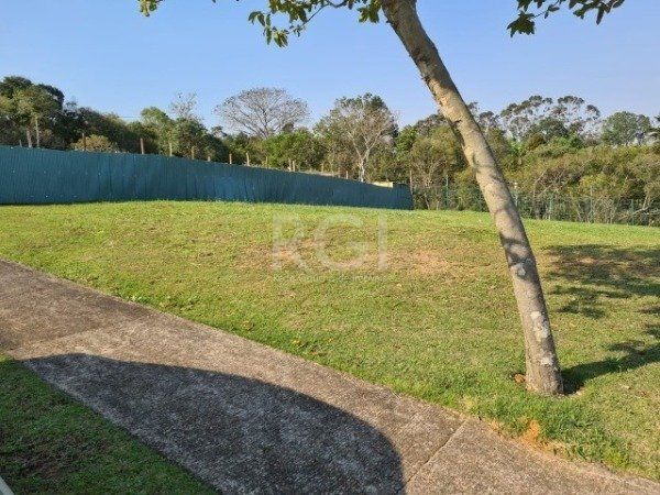 Terreno para Venda - 616.93m², Alphaville - Estrutura, Segurança e Lazer em um dos condomínios de mais alto padrão de Porto Alegre. — foto 2