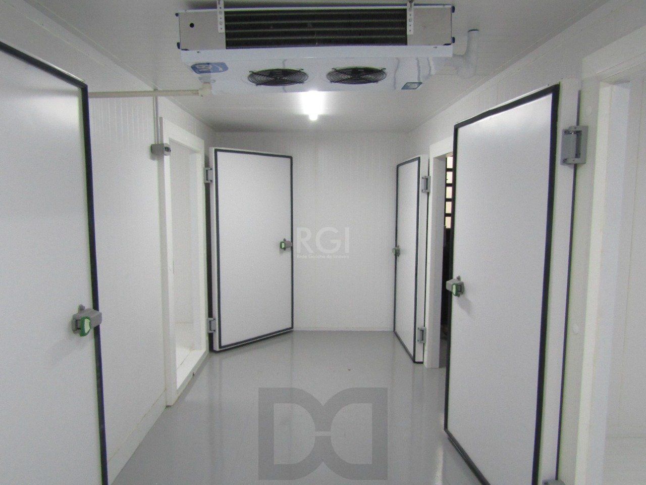 Depósito/Pavilhão para Venda - 195m², 0 dormitórios, Sarandi — foto 24