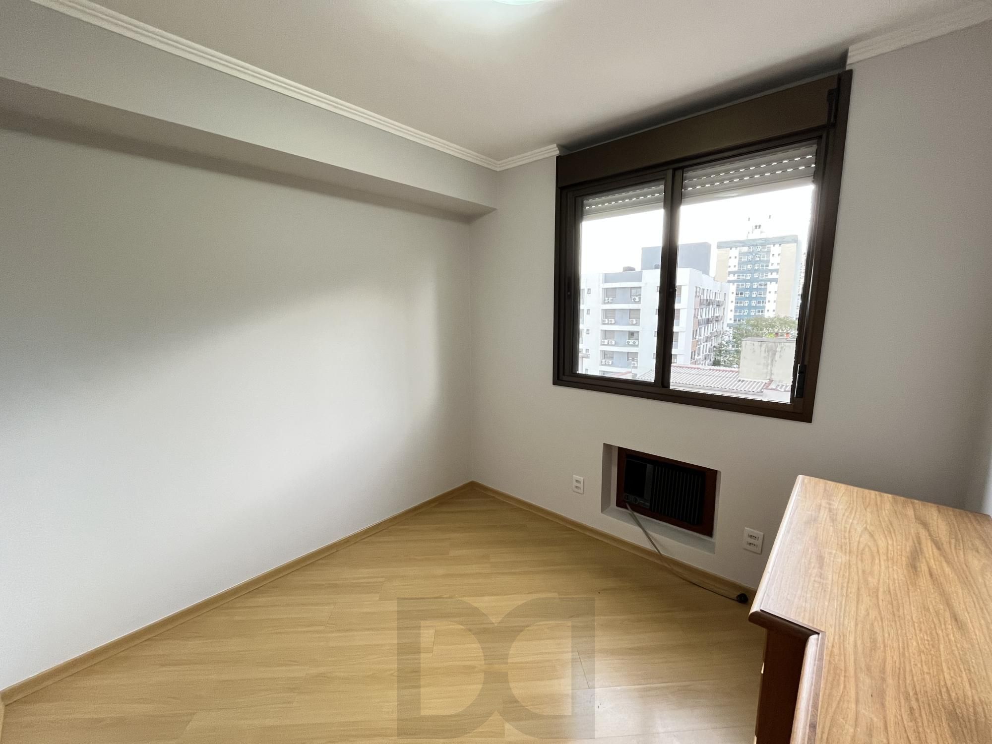 Apartamento de 3 quartos, suíte e 2 vagas de garagem no bairro Passo da Areia — foto 14