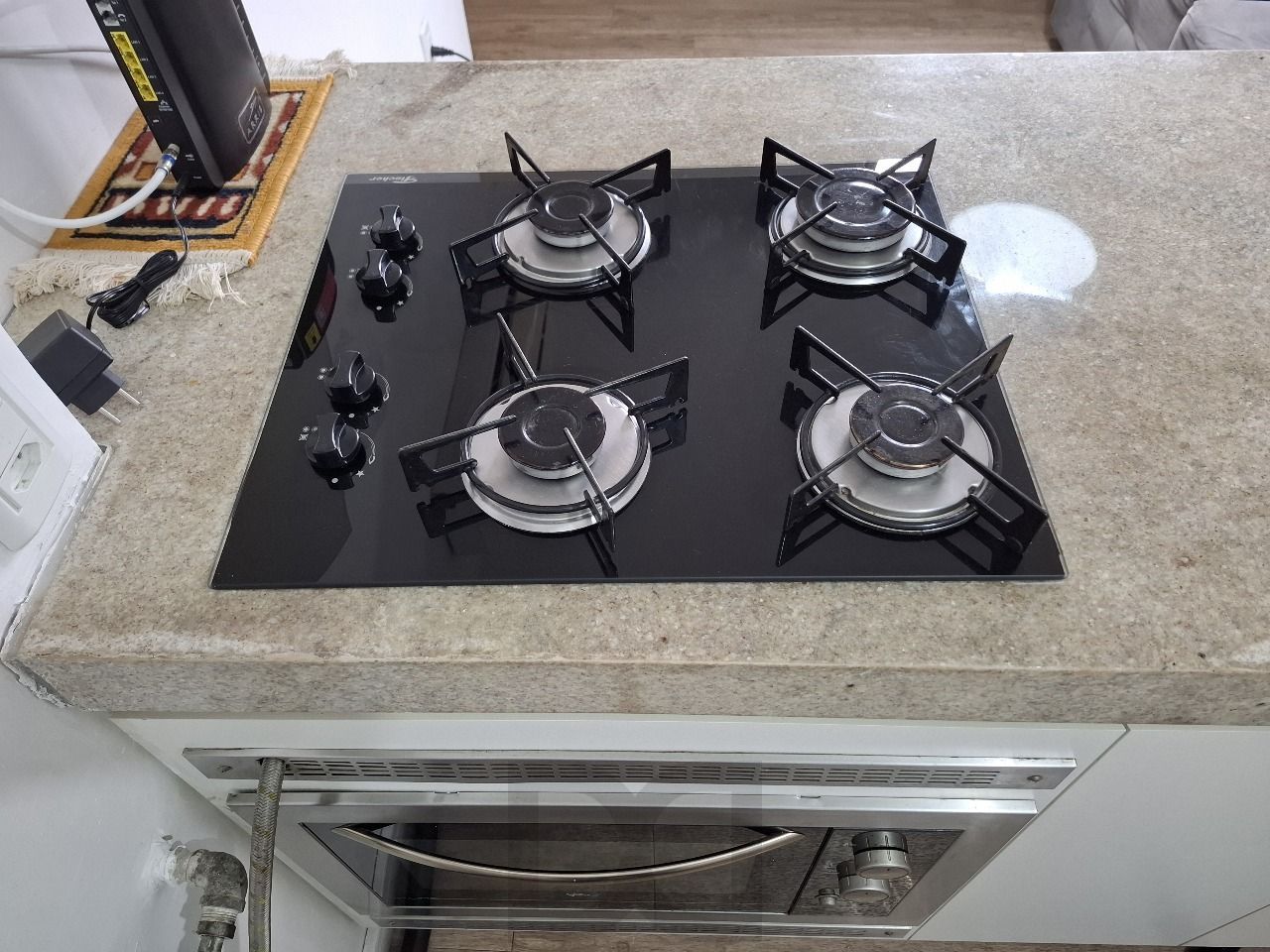 Apartamento de um quarto com garagem no centro de Porto Alegre — foto 3