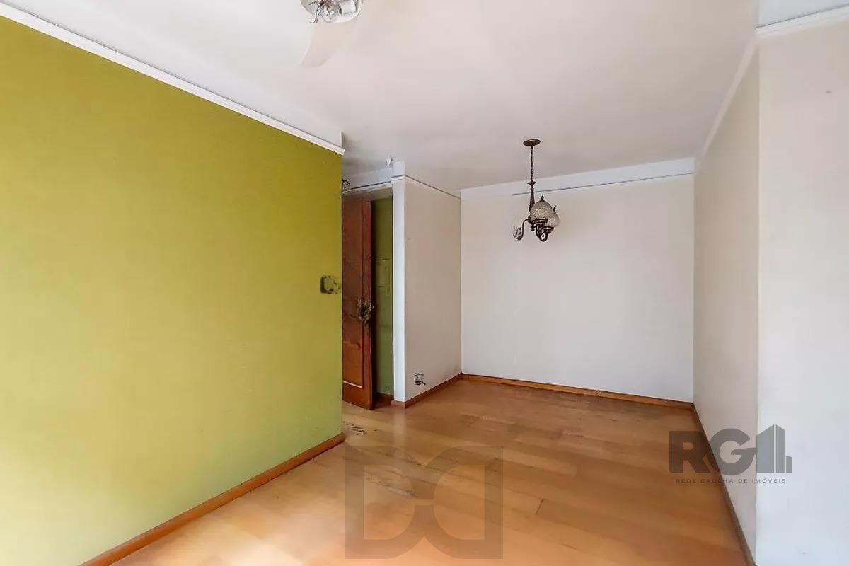Apartamento amplo com dois dormitórios no bairro Rio Branco em Porto Alegre. — foto 12