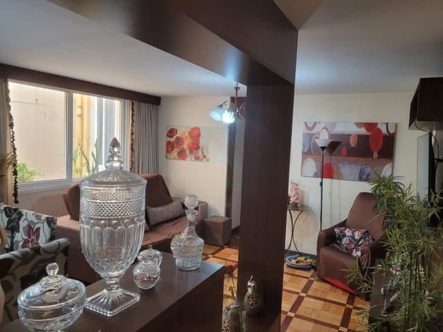 Apartamento de três dormitórios no bairro Rio Branco em Porto Alegre. — foto 5