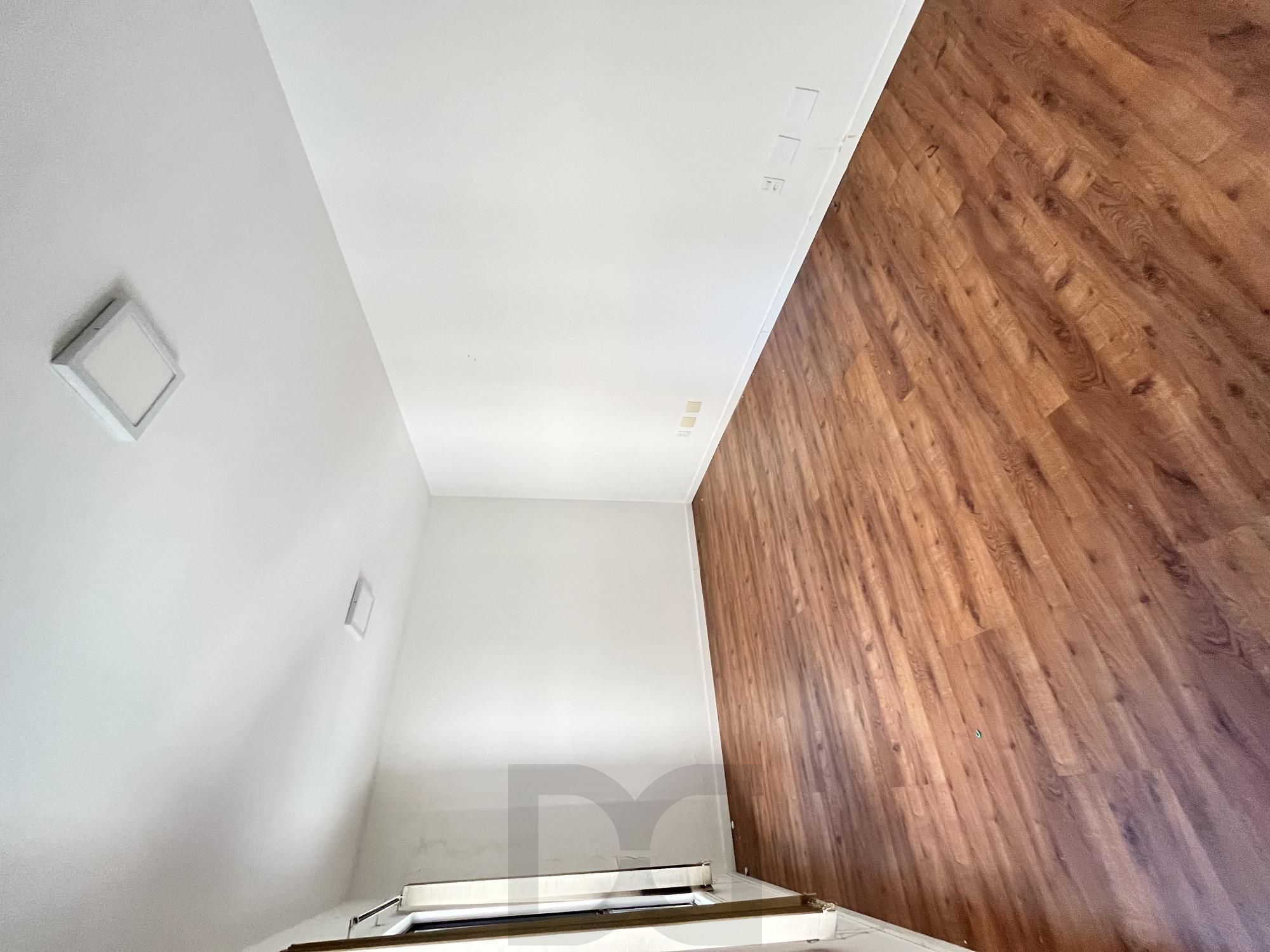 Sala comercial com uma vaga de garagem no bairro Bom Fim em Porto Alegre — foto 3