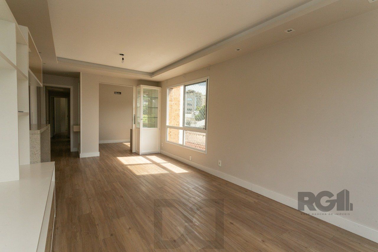 Apartamento semimobiliado e decorado no bairro Auxiliadora, com 91 m² — foto 8