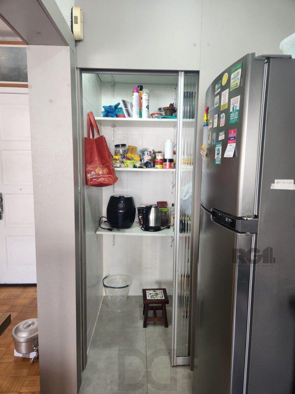 Apartamento de 1 quarto e uma vaga de garagem no bairro Floresta em Porto Alegre — foto 22