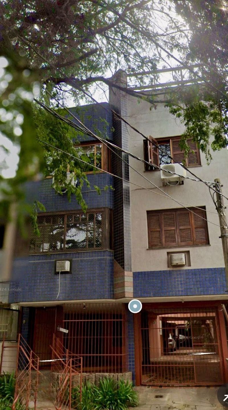 Apartamento de 3 quartos e 2 vagas de garagem no bairro Petrópolis em POA — foto 1