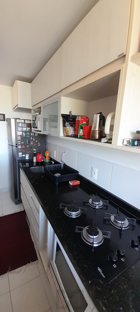 Apartamento de 2 quartos, suíte e 1 vaga de garagem no bairro Jardim Carvalho — foto 13