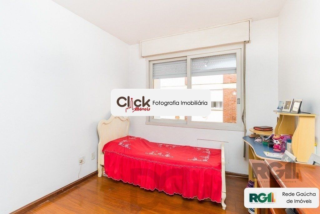 Apartamento 2 dormitórios, 83 m² de área privativa e 1 vaga(s) de garagem. Localizado na Rua/Av. Coronel Lucas De Oliveira, no bairro Petropolis em Porto Alegre. — foto 13