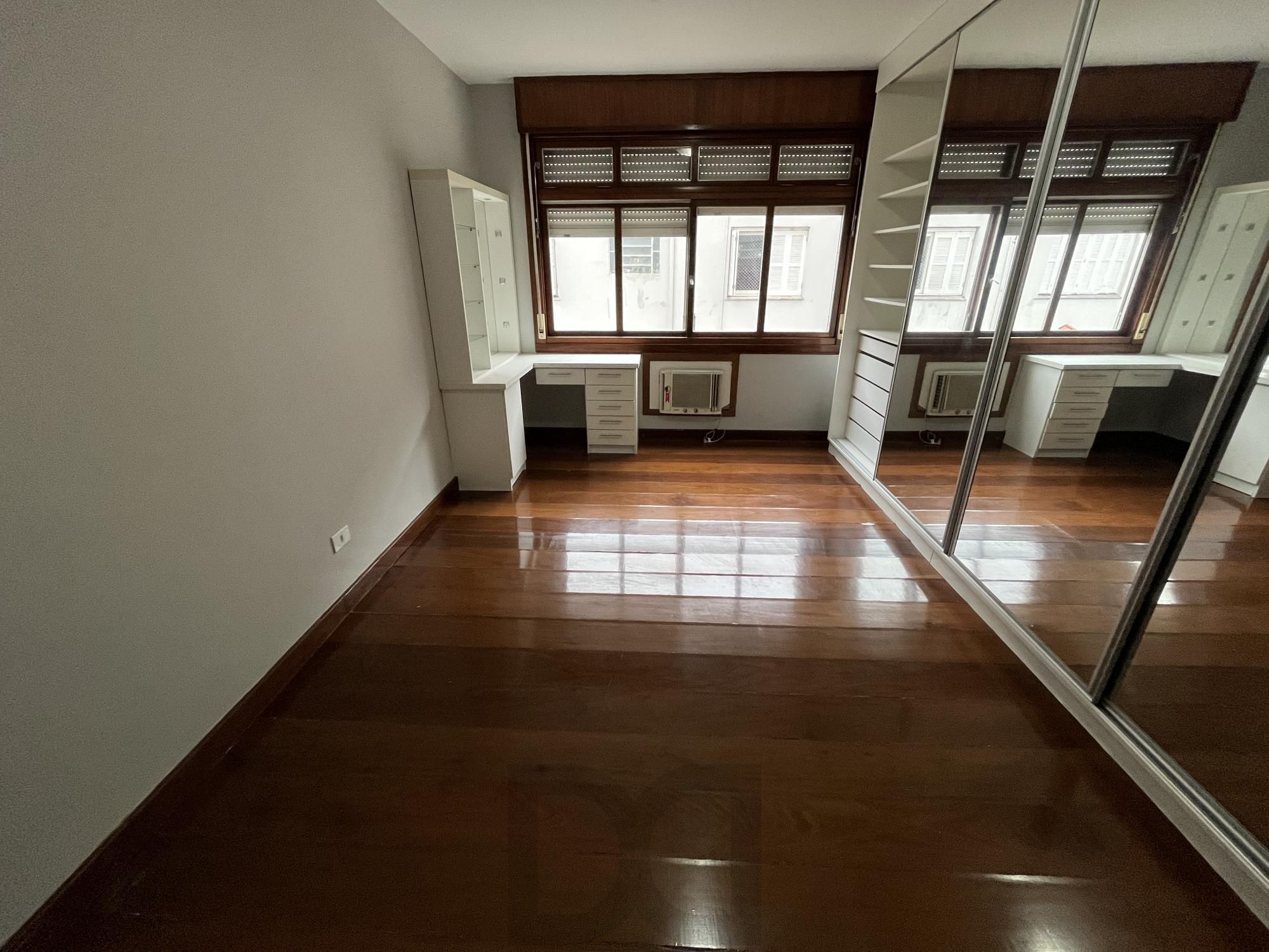 Apartamento de 3 quartos, suíte e 2 vagas de garagem no bairro Farroupilha POA — foto 35