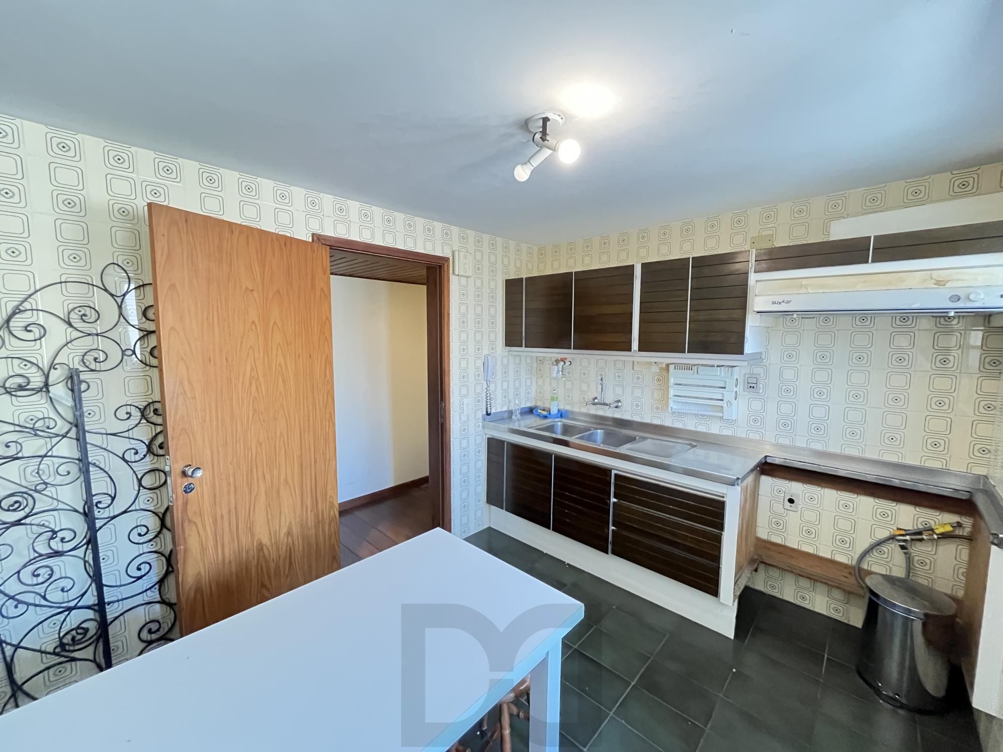 Apartamento de 3 quartos, suíte e 2 vagas de garagem no bairro Auxiliadora POA — foto 17
