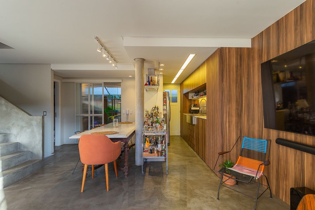 Condomínio fechado - casa de 3 quartos, suíte e 2 vagas de garagem — foto 4