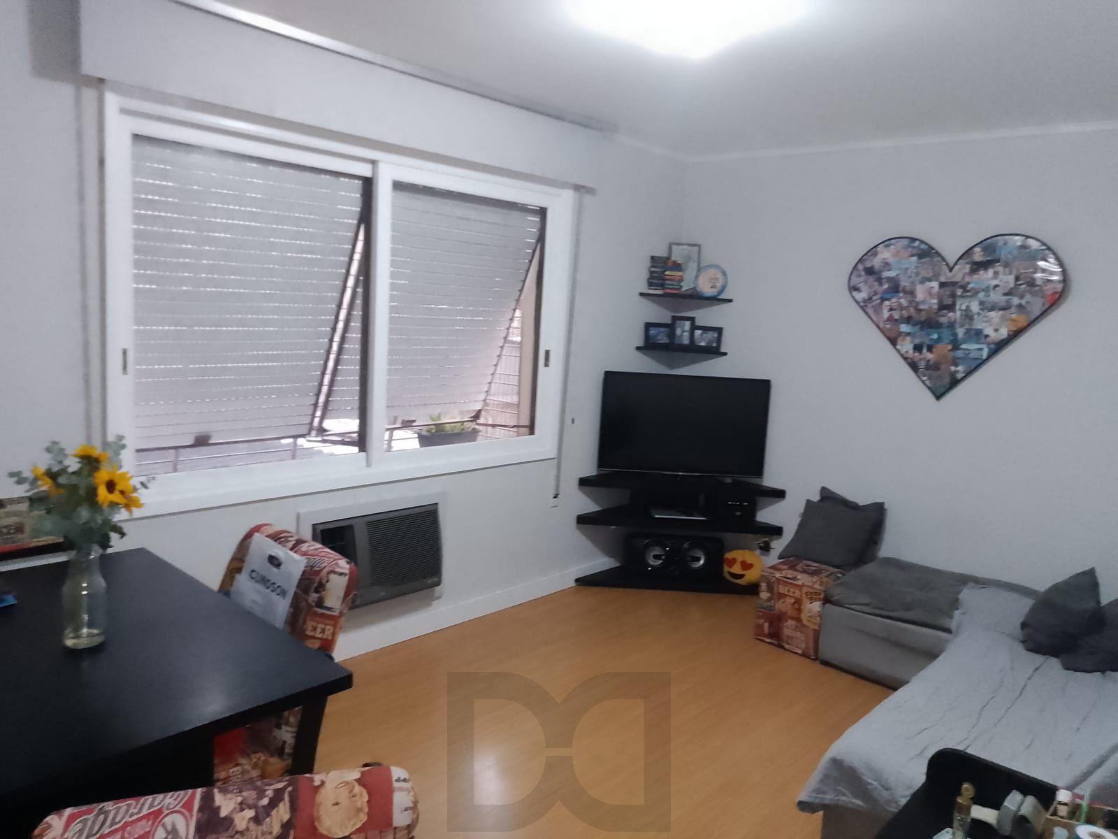 Apartamento de 2 quartos, suíte e 1 vaga de garagem no bairro Santana em POA/RS — foto 6