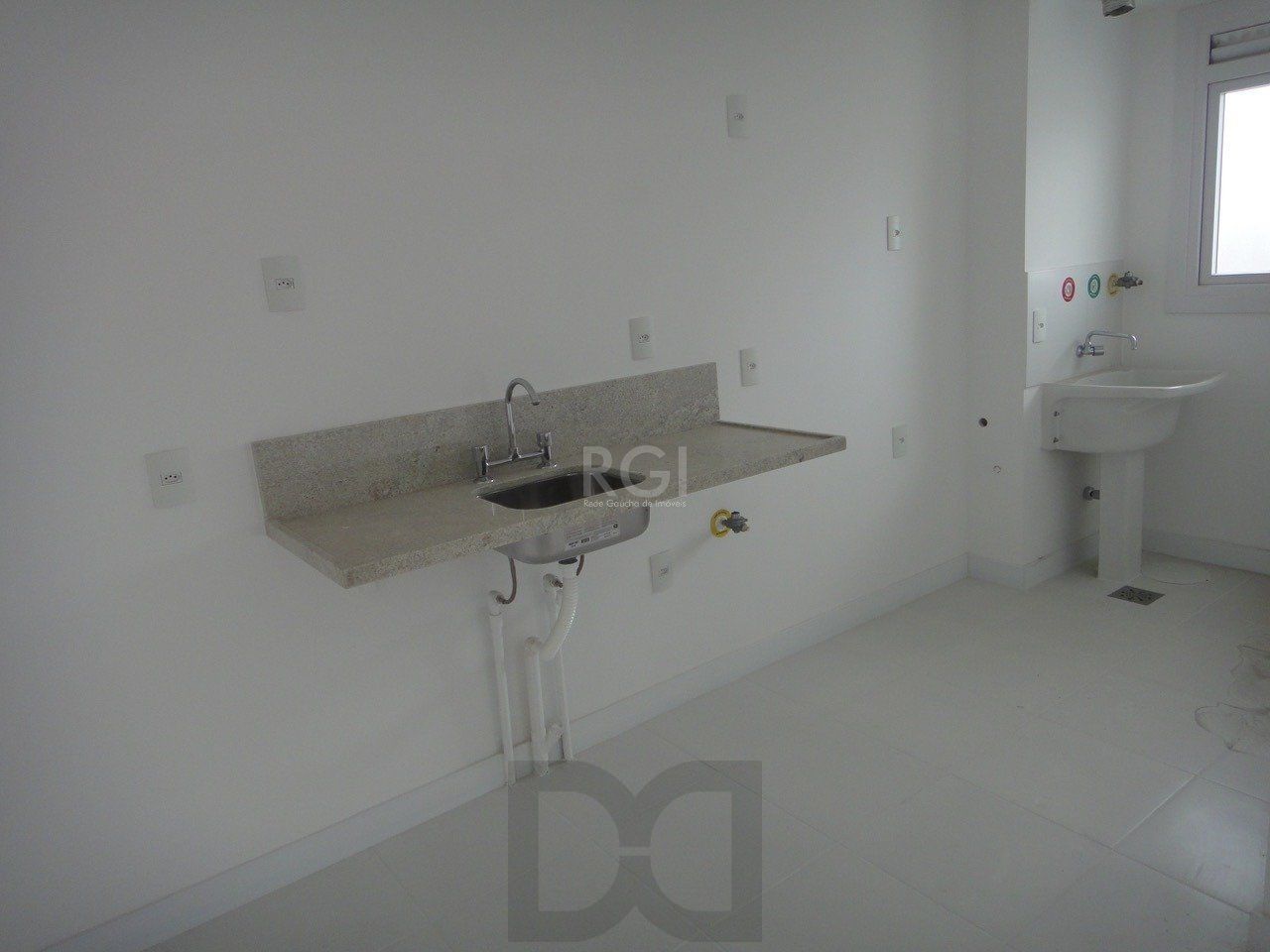 Apartamento para Venda - 60.81m², 2 dormitórios, sendo 1 suites, 1 vaga - São Sebastião — foto 9