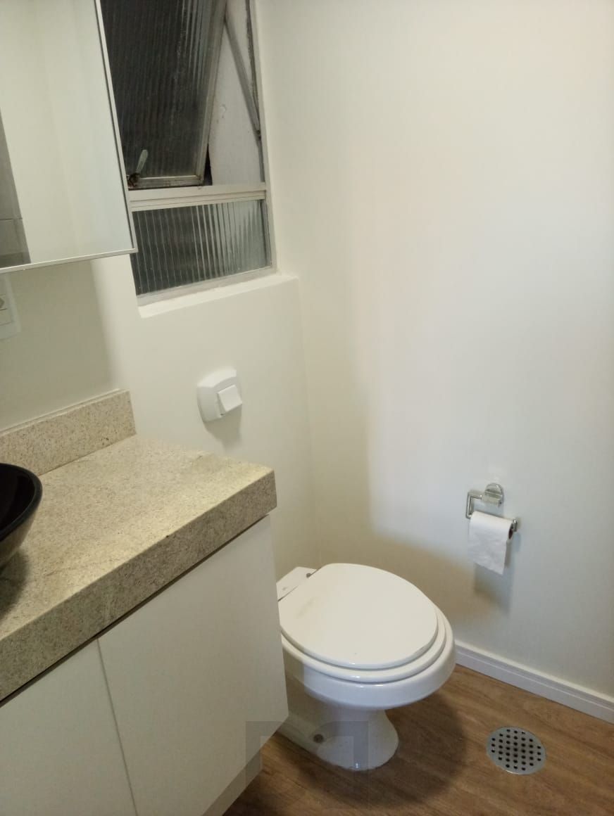 Apartamento de um quarto com garagem no centro de Porto Alegre — foto 16