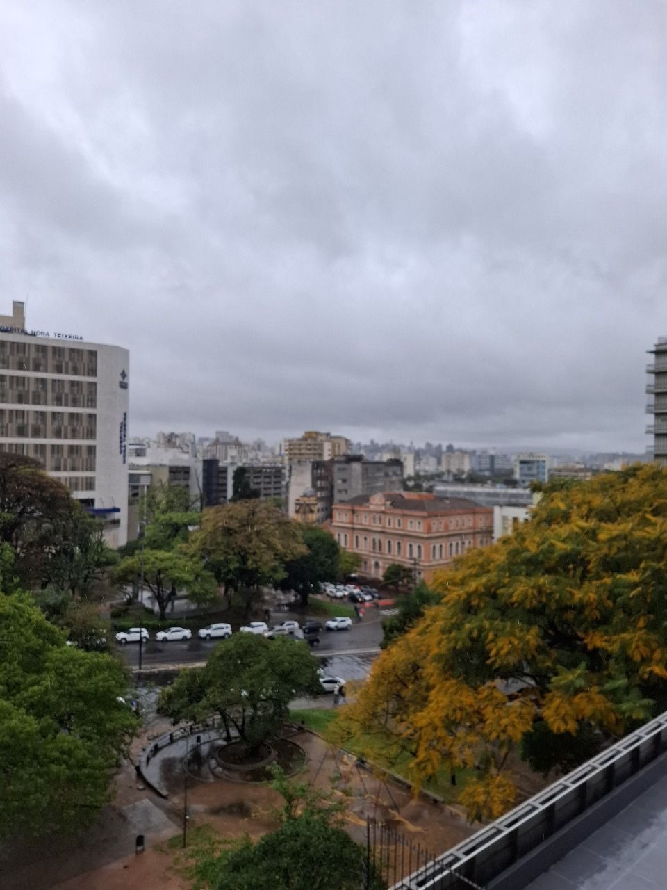 Apartamento de um quarto com garagem no centro de Porto Alegre — foto 14