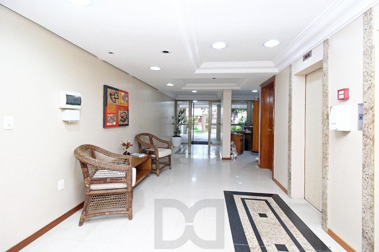 Apartamento de três dormitórios, suíte e uma vaga de garagem no bairro Santana — foto 33