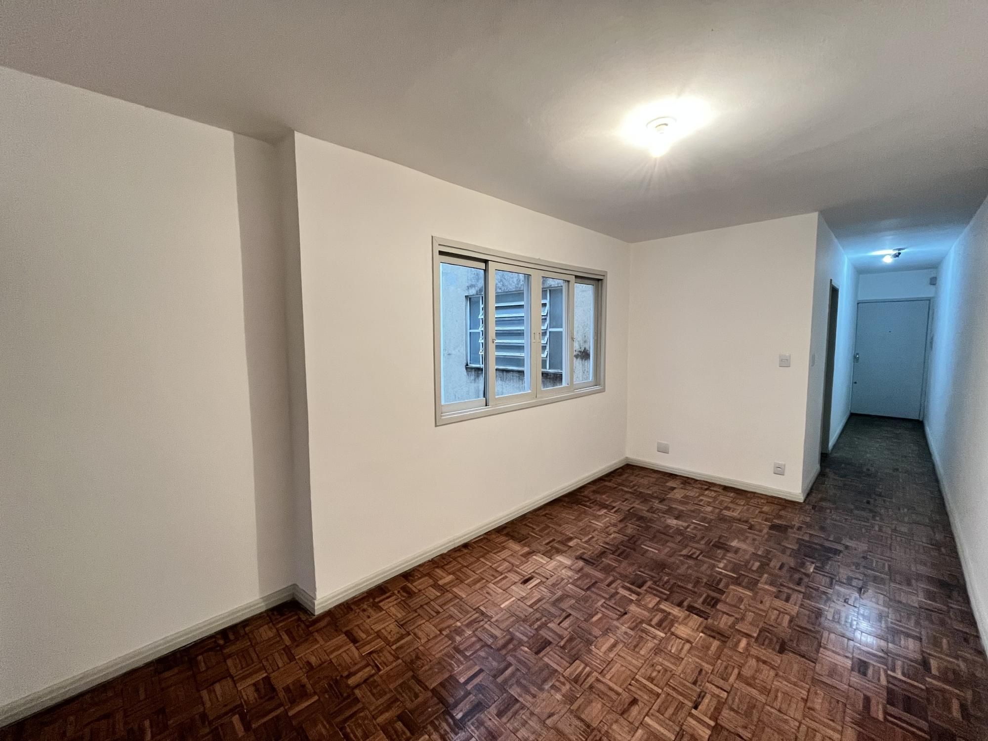 Apartamento de 3 dormitórios, 2 banheiros, dependência empregada,1 Vaga Garagem — foto 7