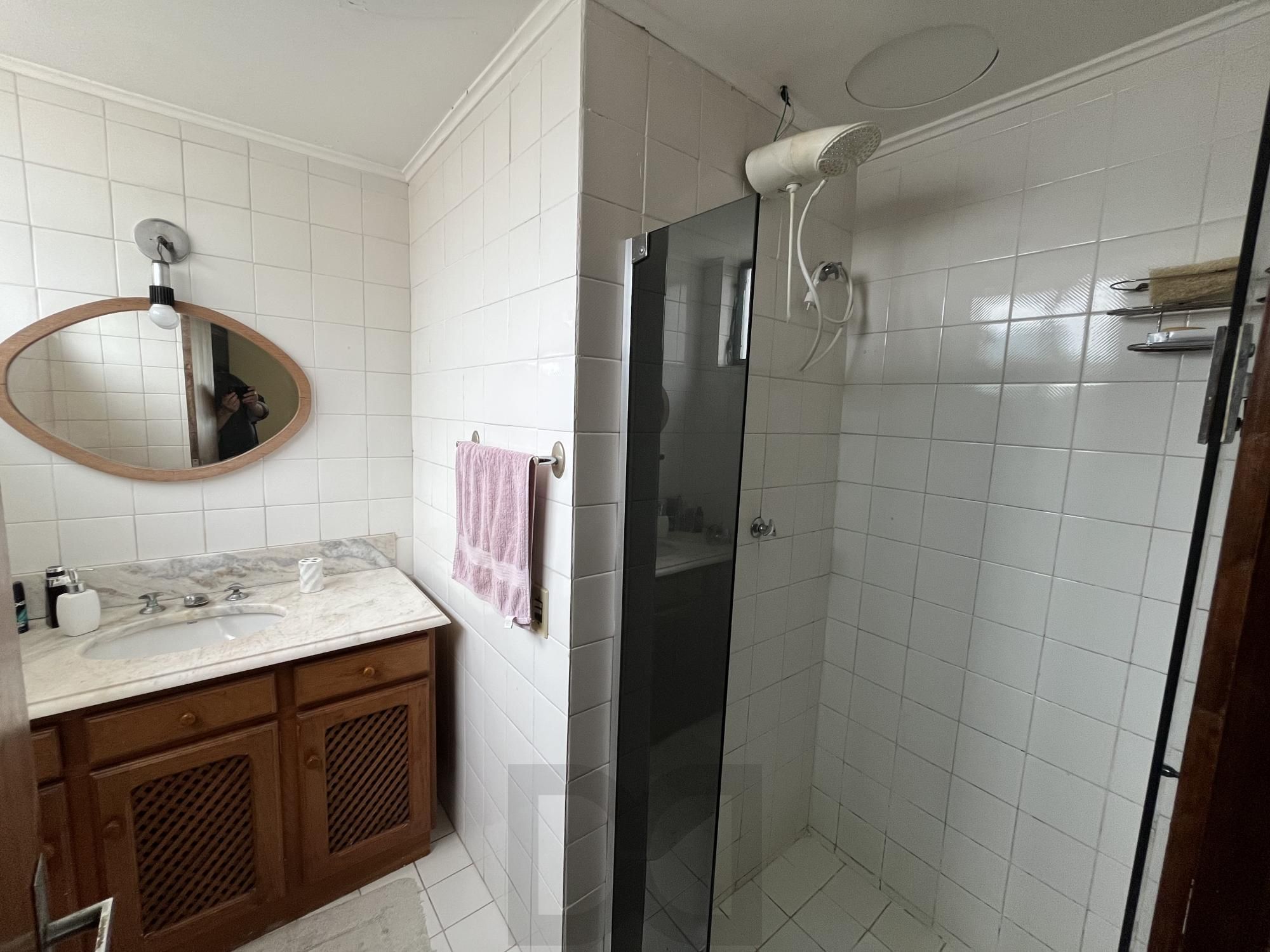 Apartamento de dois quartos com suíte no bairro Menino Deus em Porto Alegre — foto 18