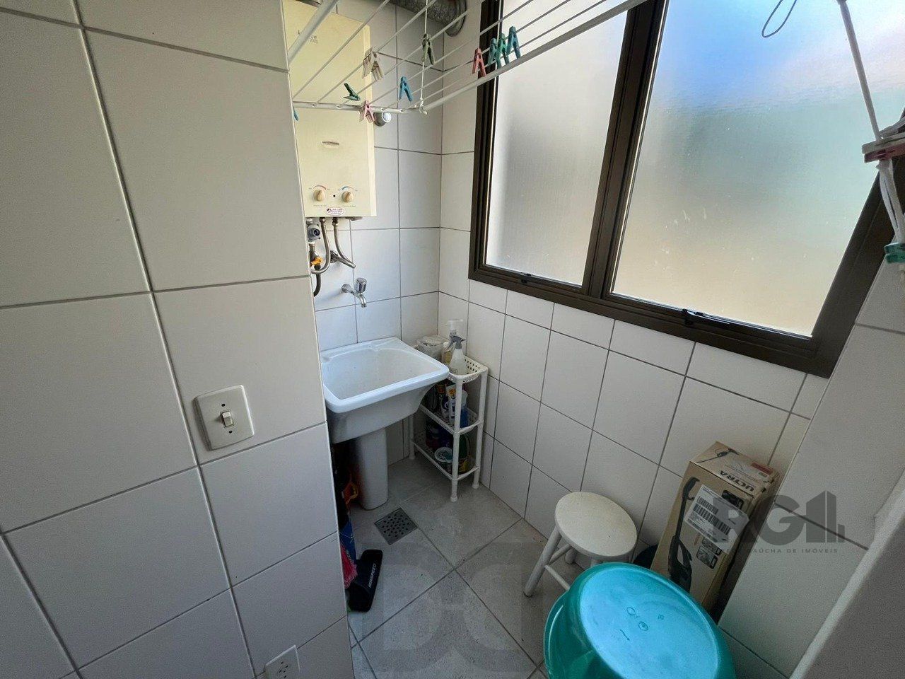 Apartamento de três quartos, suíte, churrasqueira e duas vagas de garagem (box duplo) no bairro Auxiliadora em Porto Alegre. — foto 16
