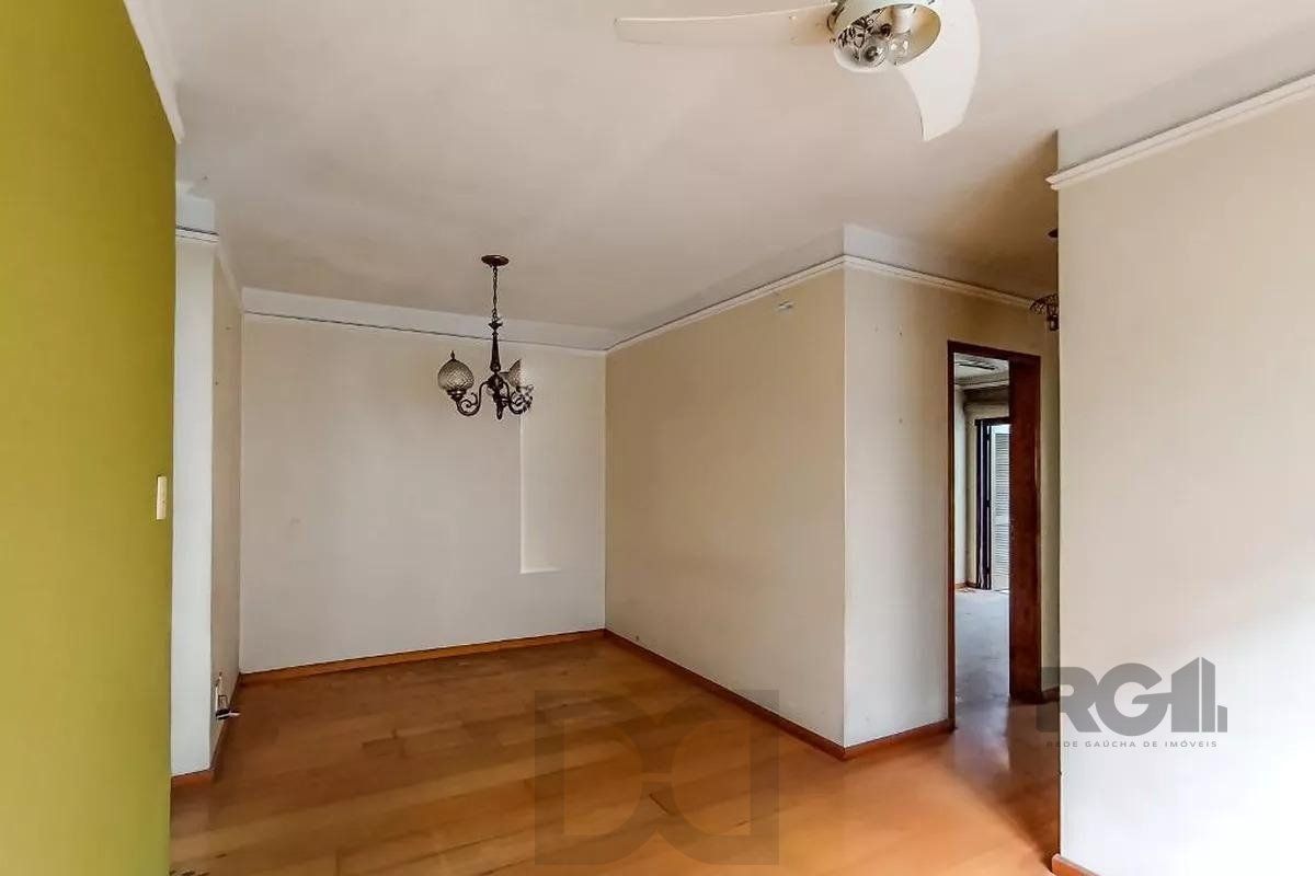 Apartamento amplo com dois dormitórios no bairro Rio Branco em Porto Alegre. — foto 11