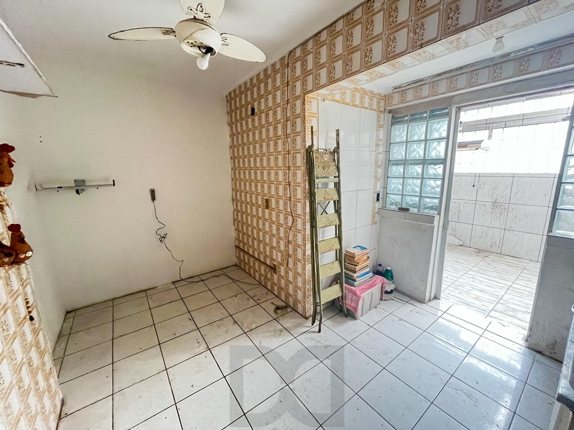 Apartamento 2 dormitórios, terraço,  bairro Santana. — foto 9