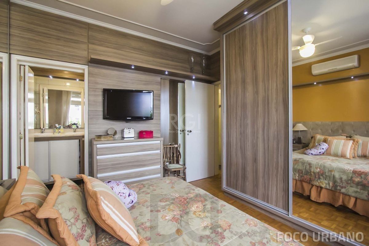 Apartamento para Venda - 155m², 4 dormitórios, sendo 1 suites, 1 vaga - Bom Fim — foto 17