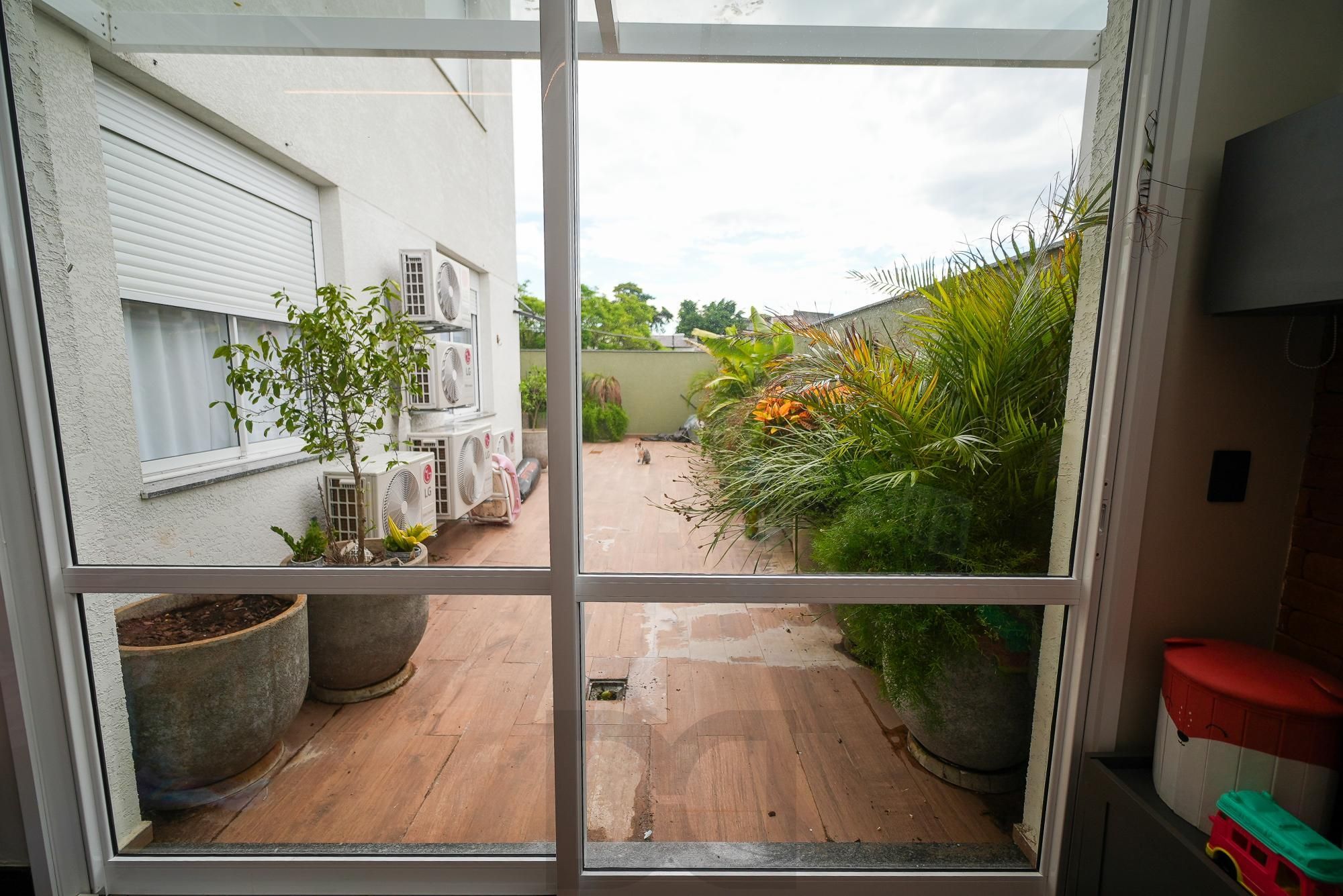 Excelente apartamento com mais 200m² privativos, com Terraço. — foto 2