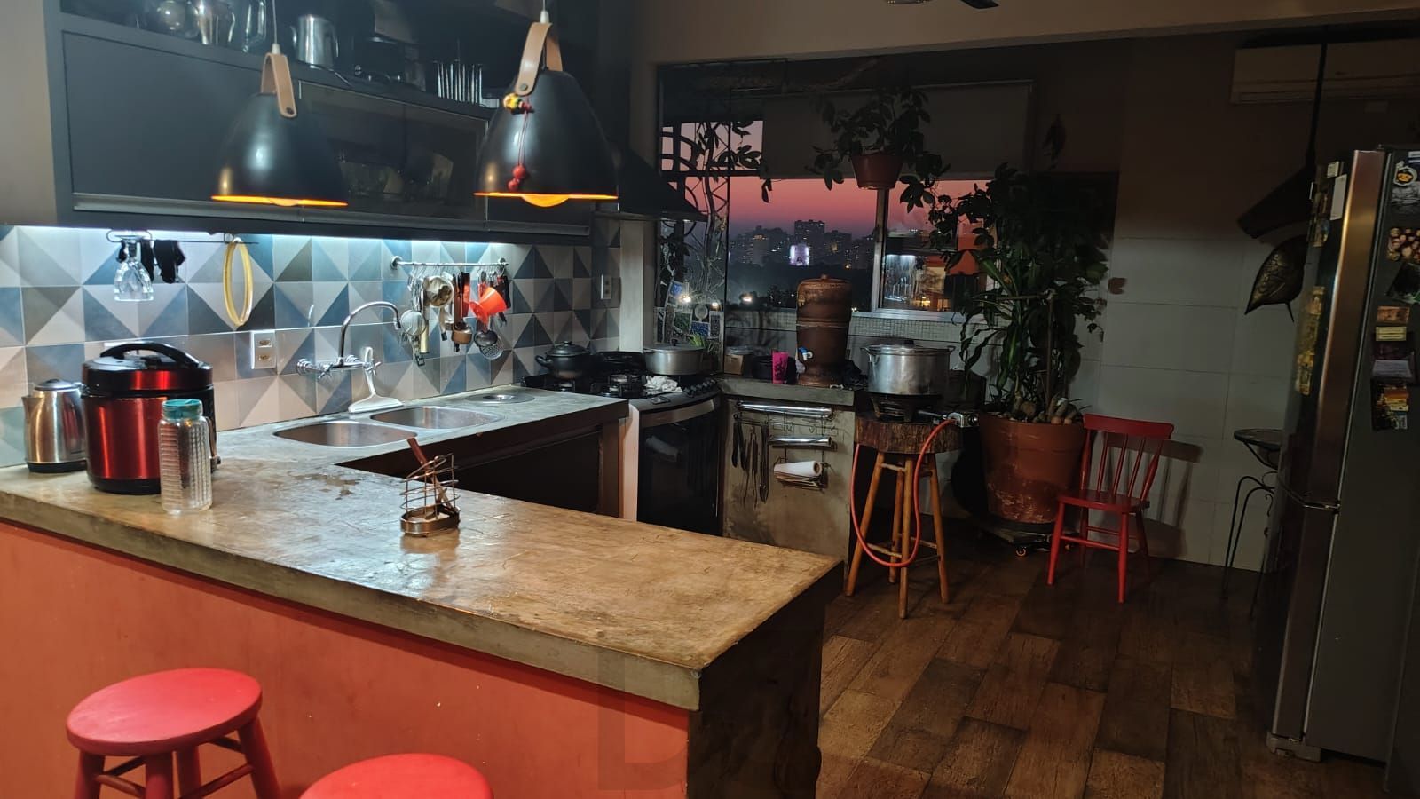 Apartamento de 3 dormitórios, andar alto, 3 banheiros, elevador em Porto Alegre-RS — foto 29