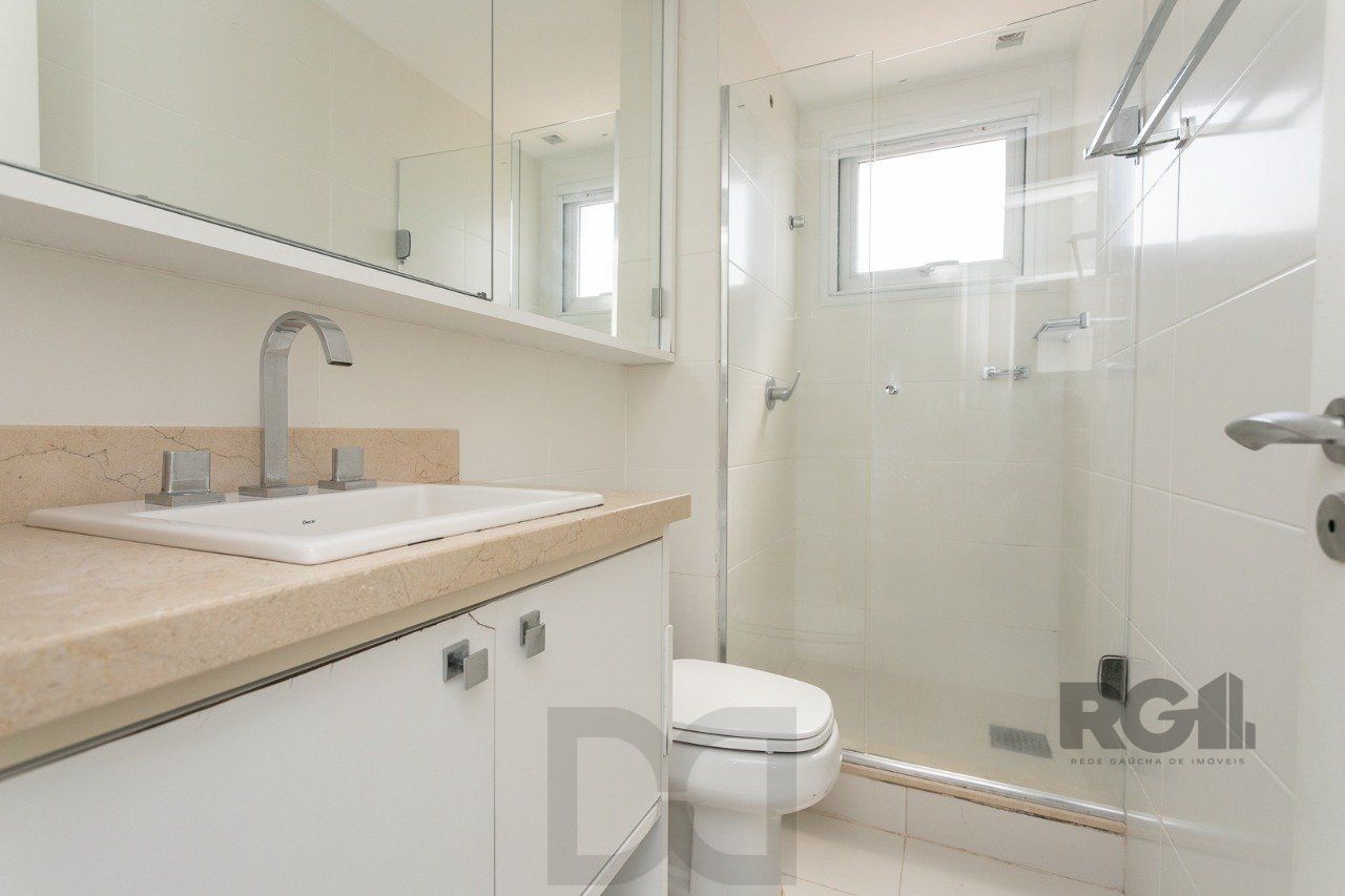 Apartamento semimobiliado e decorado no bairro Auxiliadora, com 91 m² — foto 32