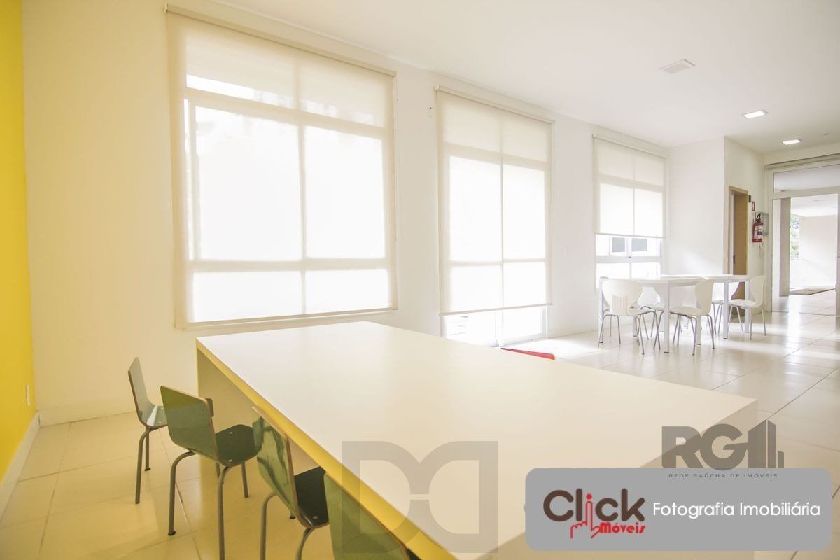 vende no bairro Passo da Areia em Porto Alegre: — foto 39