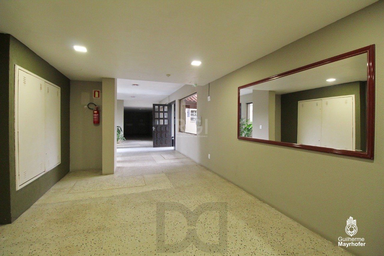 Apartamento de dois quartos e uma vaga de garagem no bairro Tristeza em Porto Alegre — foto 24