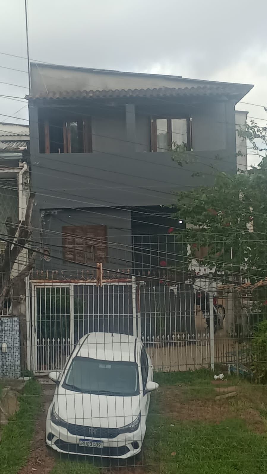 Sobrado de 4 quartos e 1 vaga de garagem — foto 1