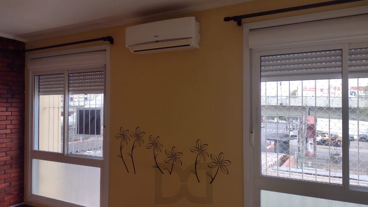 Apartamento de um quarto e uma vaga de garagem no bairro São João em POA — foto 8