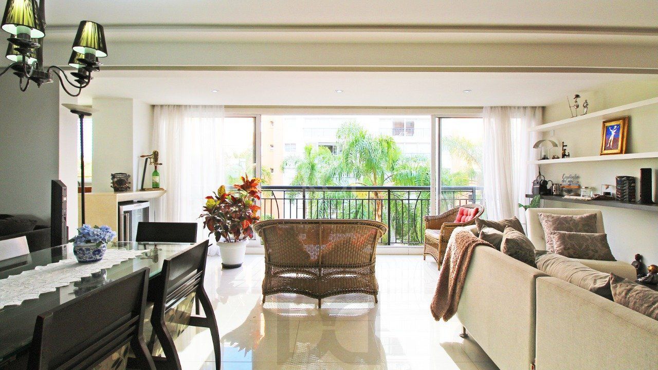 Apartamento com três (3) dormitórios, três (3) suítes sendo uma (1) suíte master e quatro (4) vagas de garagem com dois (2) depósitos próximo ao shopping Iguatemi, no Condomínio Cipriani Nuova Archit — foto 2