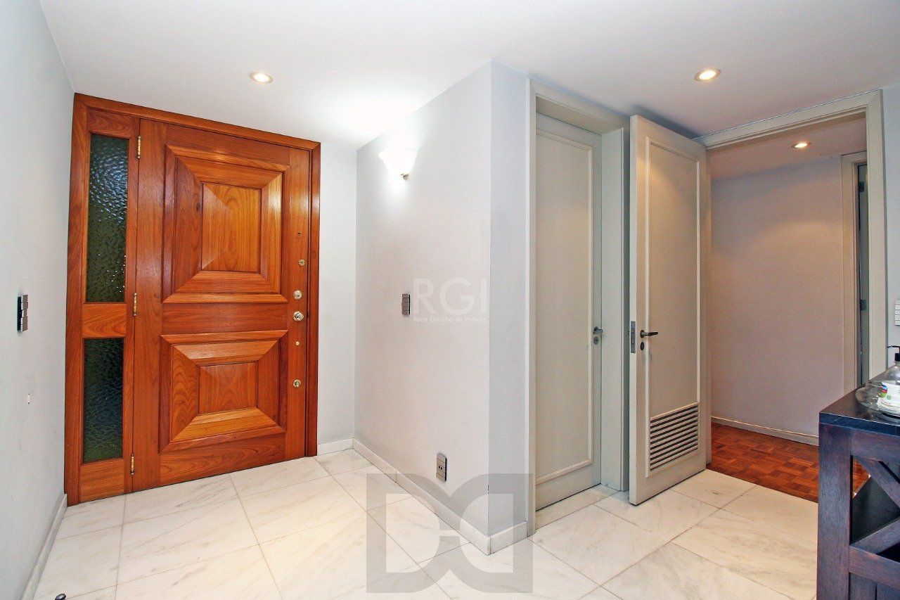 Apartamento para Venda - 245.75m², 3 dormitórios, sendo 1 suites, 2 vagas - Moinhos de Vento — foto 31