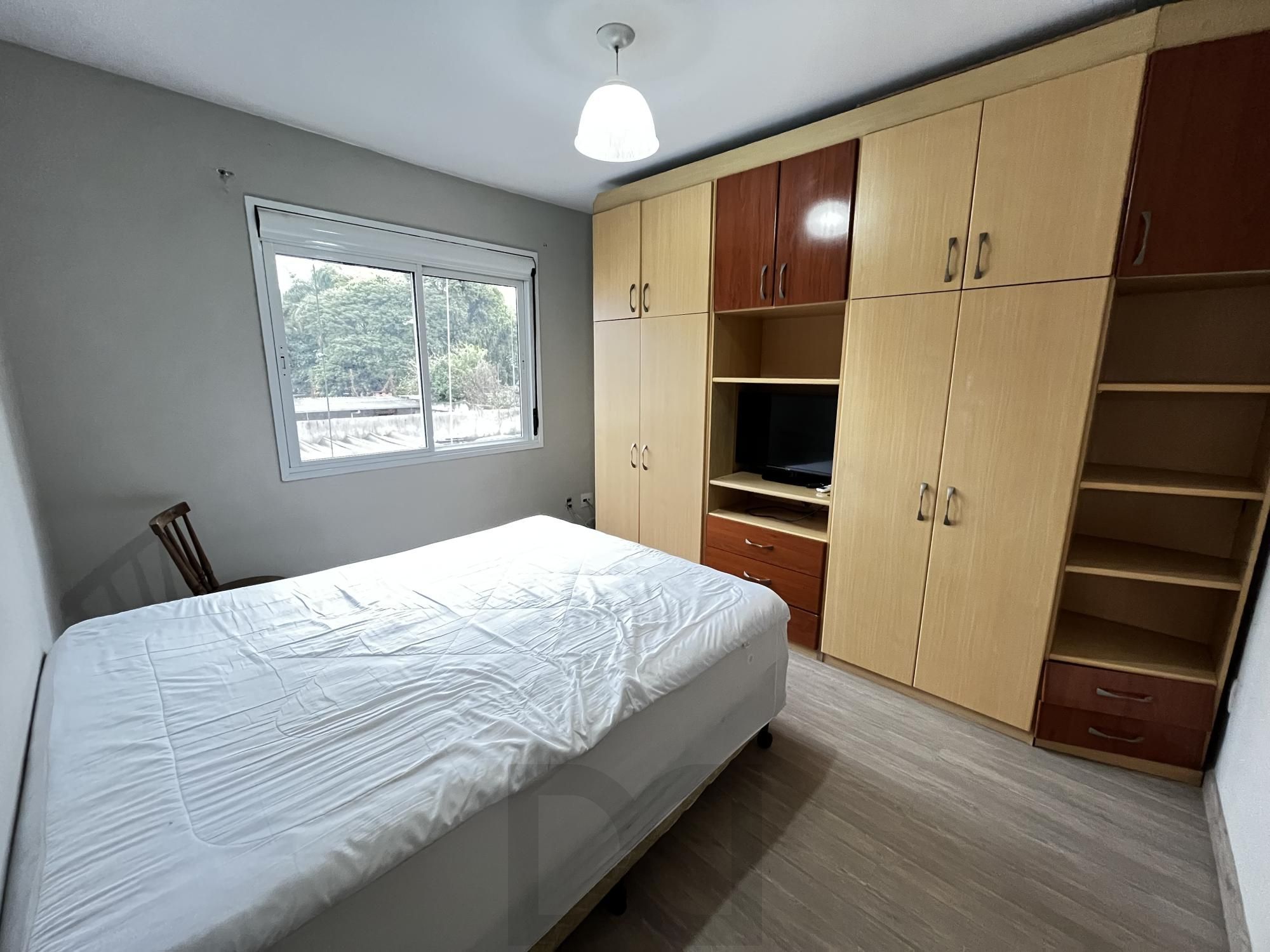 Apartamento de 2 quartos, suíte e 1 vaga de garagem no bairro Santana em POA/RS — foto 9