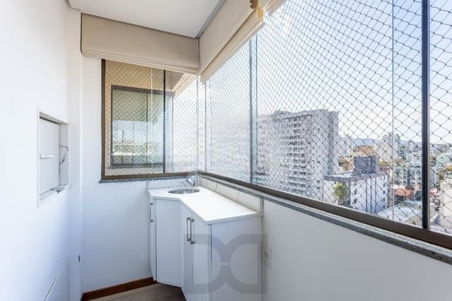 Apartamento de 3 quartos, suíte e 2 vagas de garagem no bairro jardim Botânico — foto 4