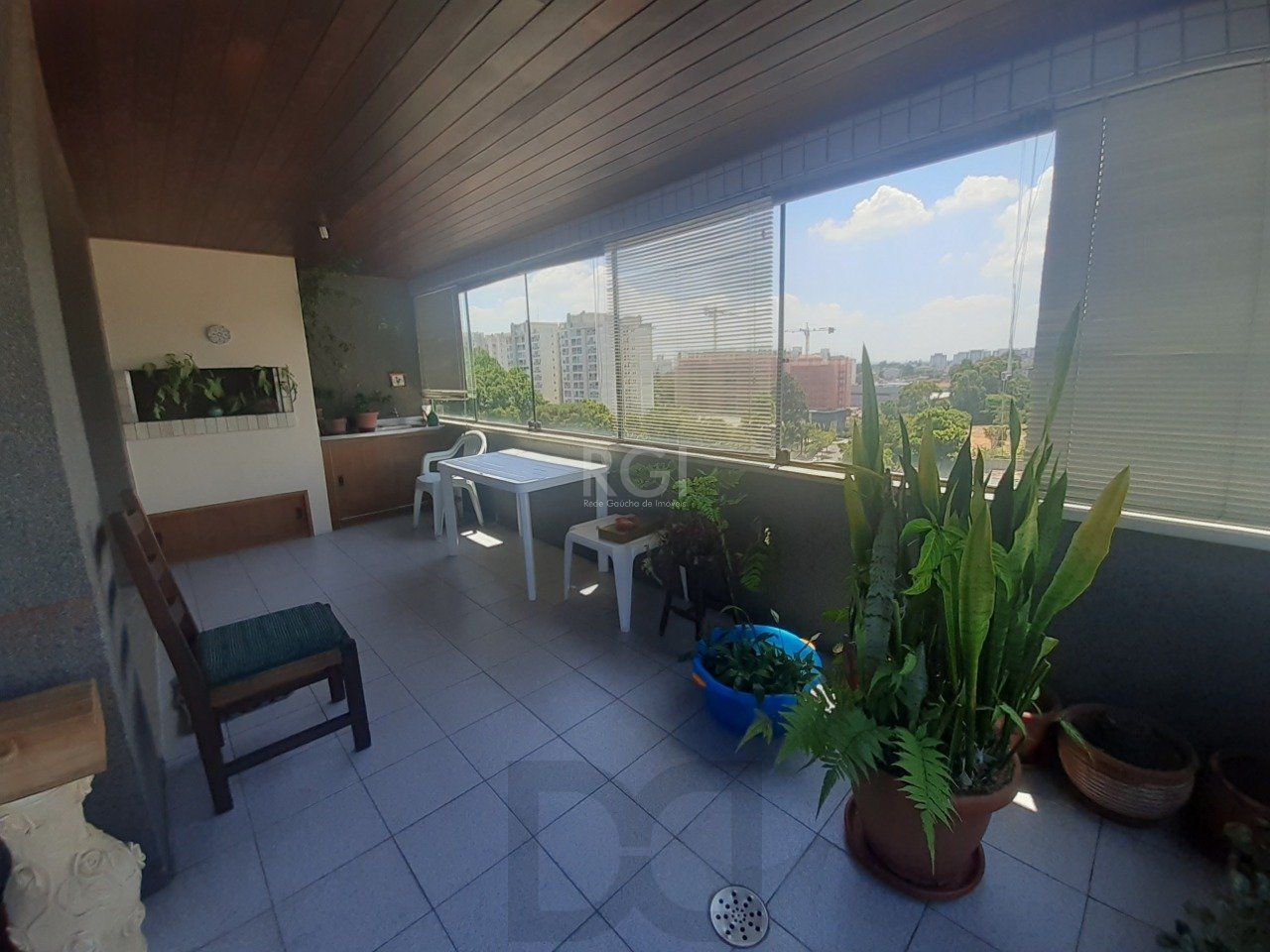 Cobertura para Venda - 281.25m², 3 dormitórios, sendo 1 suites, 2 vagas - Cristo Redentor — foto 5