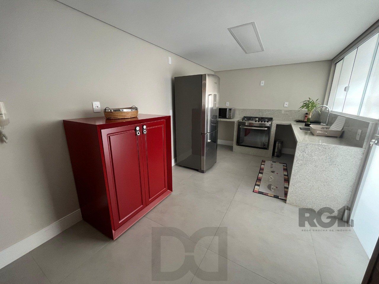Apartamento de três quartos, suíte e uma vaga de garagem no bairro Independência em Porto Alegre. — foto 7