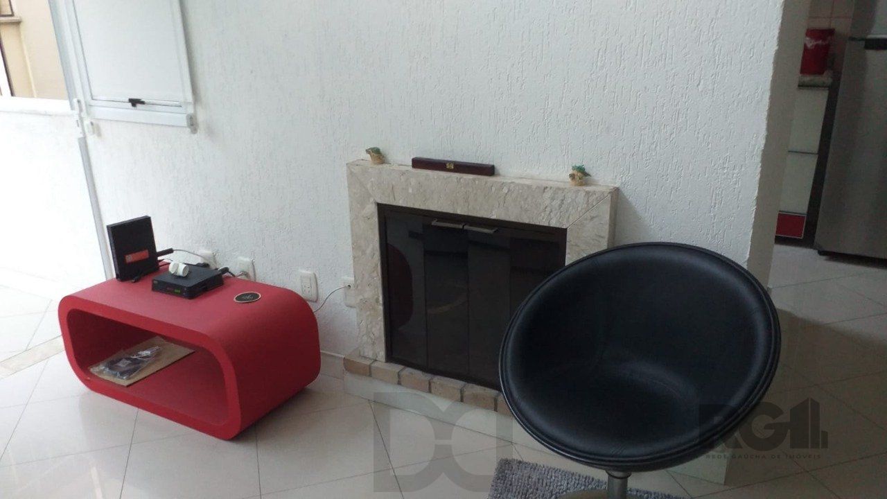 Ótimo Loft ou 1 dormitório e gabinete garagem no Rio Branco — foto 3