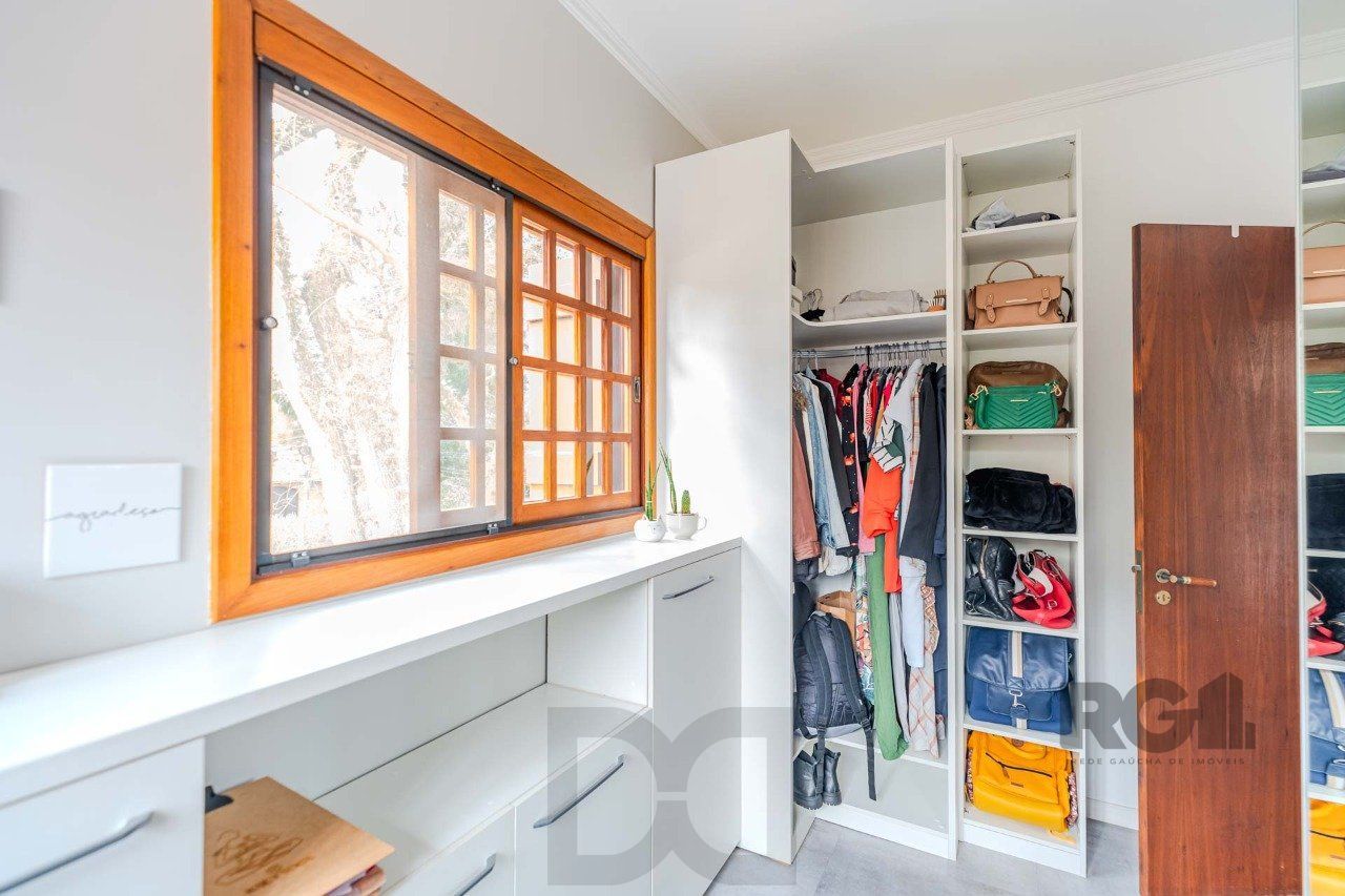 Casa em condomínio fechado, 3 dormitórios, suíte e duas vagas de garagem — foto 24