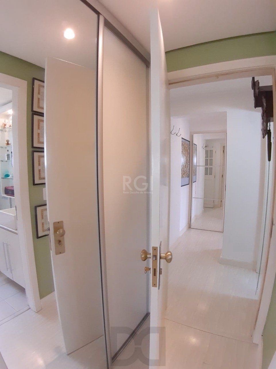 Apartamento para Venda - 122.14m², 3 dormitórios, sendo 1 suites, 2 vagas - Auxiliadora — foto 24