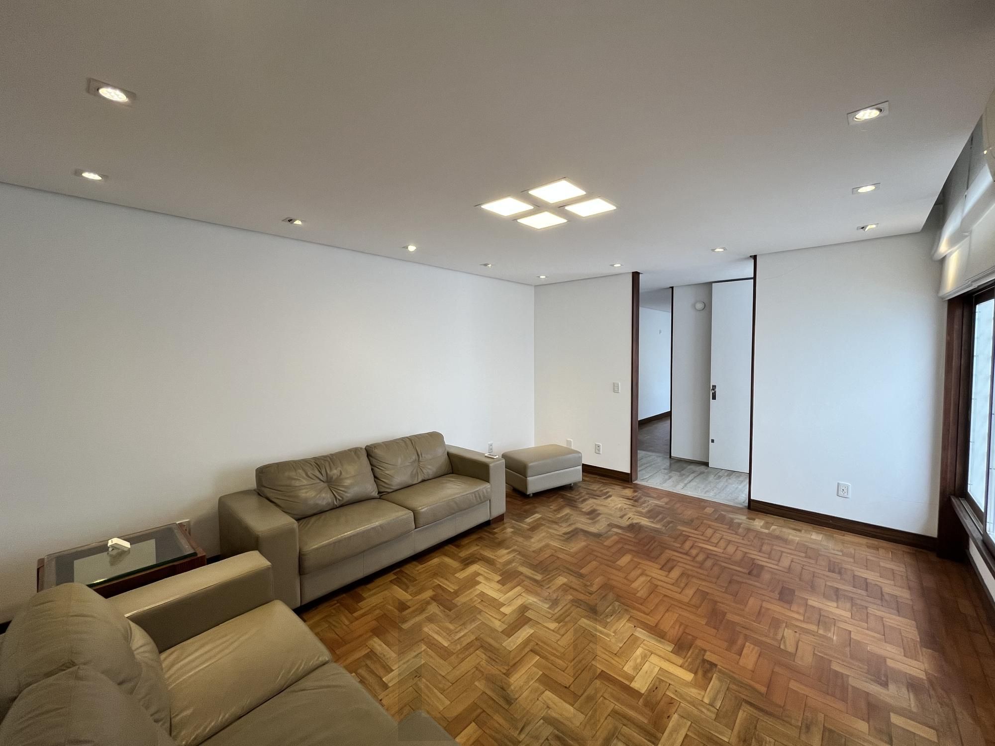 Casa para Venda - 160m², 3 dormitórios, sendo 1 suites, Jardim Botânico — foto 33