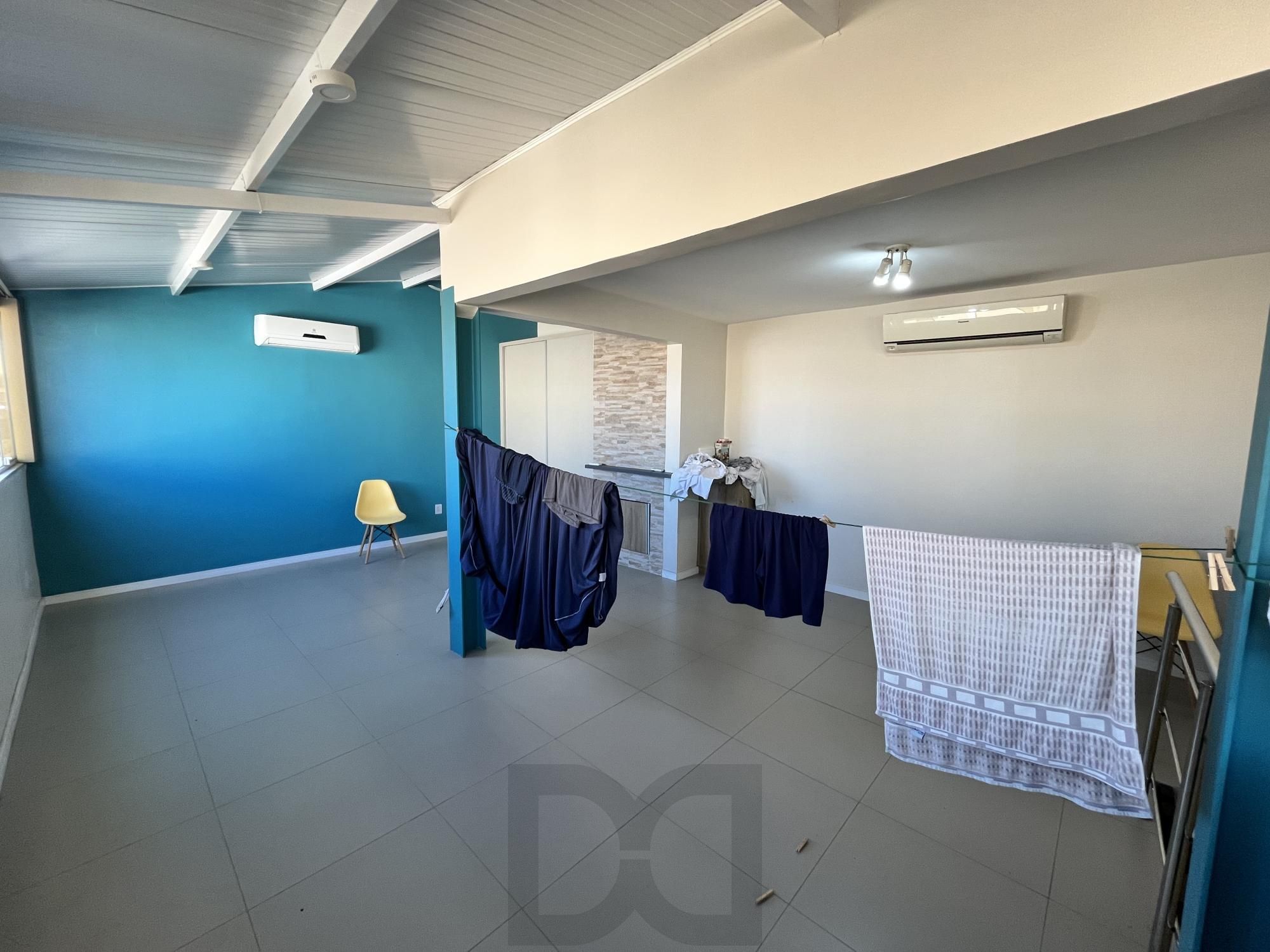 Apartamento de 2 quartos, suíte e 1 vaga de garagem no bairro Santana em POA/RS — foto 12