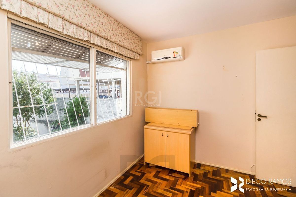 Apartamento para Venda - 82m², 3 dormitórios, sendo 1 suite, 1 vaga - Menino Deus — foto 7